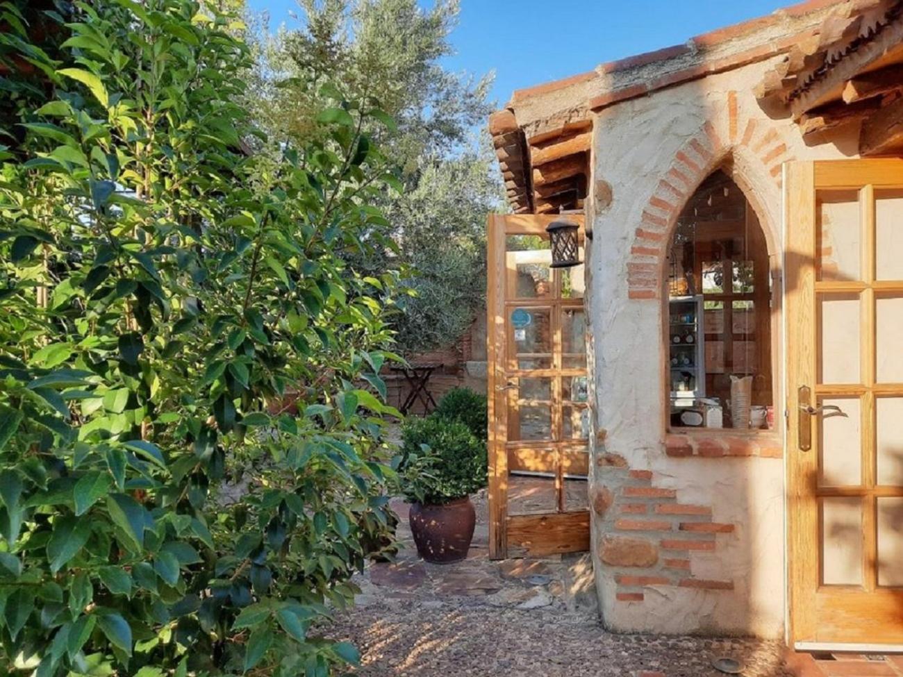 Beautiful Alamedas - Una Casa Rural Con Una Historia Unica Castronuno Exterior photo