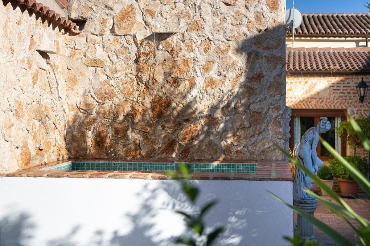 Beautiful Alamedas - Una Casa Rural Con Una Historia Unica Castronuno Exterior photo